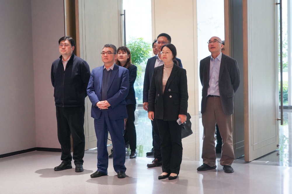 鄧波-網(wǎng)站新聞2