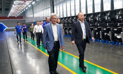 國家工信部節(jié)能與綜合利用司司長黃利斌蒞臨桐昆恒超調(diào)研指導(dǎo)