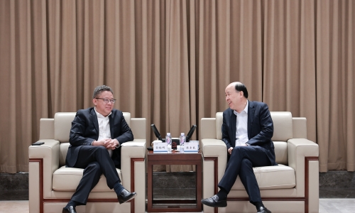 興業(yè)銀行杭州分行行長俞裕輝蒞臨桐昆調(diào)研