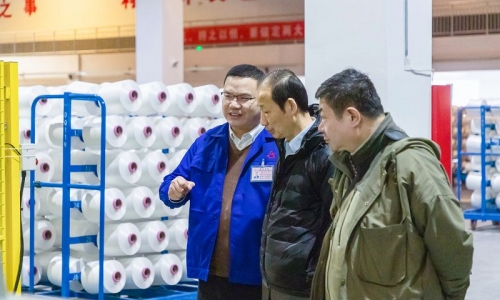 中國化學(xué)纖維工業(yè)協(xié)會會長陳新偉蒞臨桐昆恒陽調(diào)研