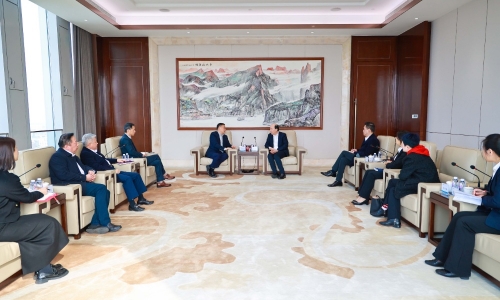 光大銀行杭州分行行長(zhǎng)張榮軍蒞臨桐昆調(diào)研