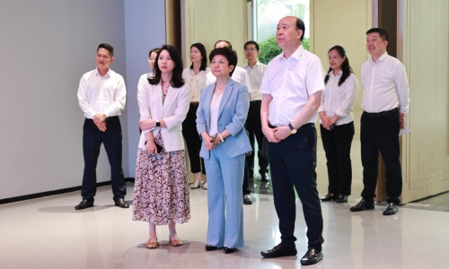 中國農(nóng)業(yè)銀行浙江省分行黨委書記、行長譚敦宇蒞臨桐昆調(diào)研